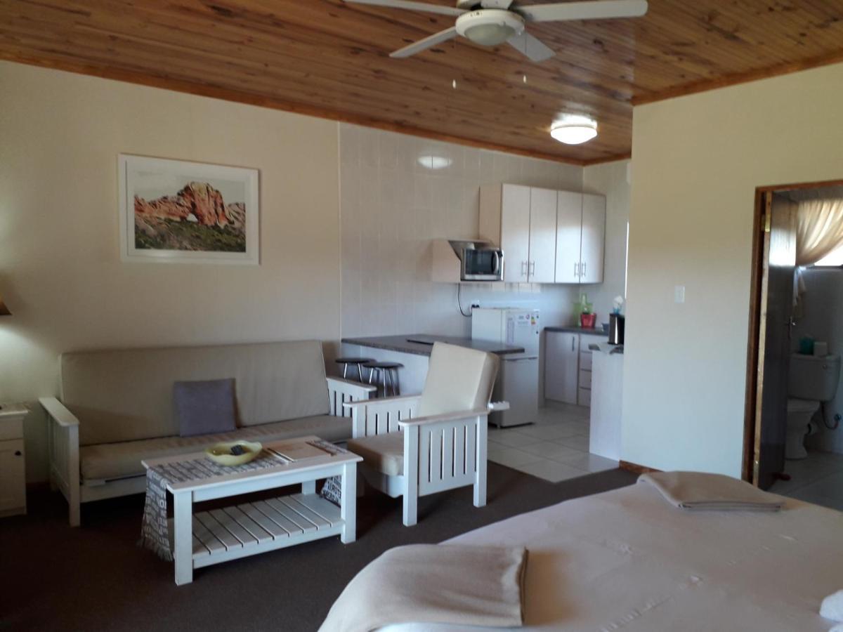 Culdesac Guesthouse Oudtshoorn Eksteriør billede