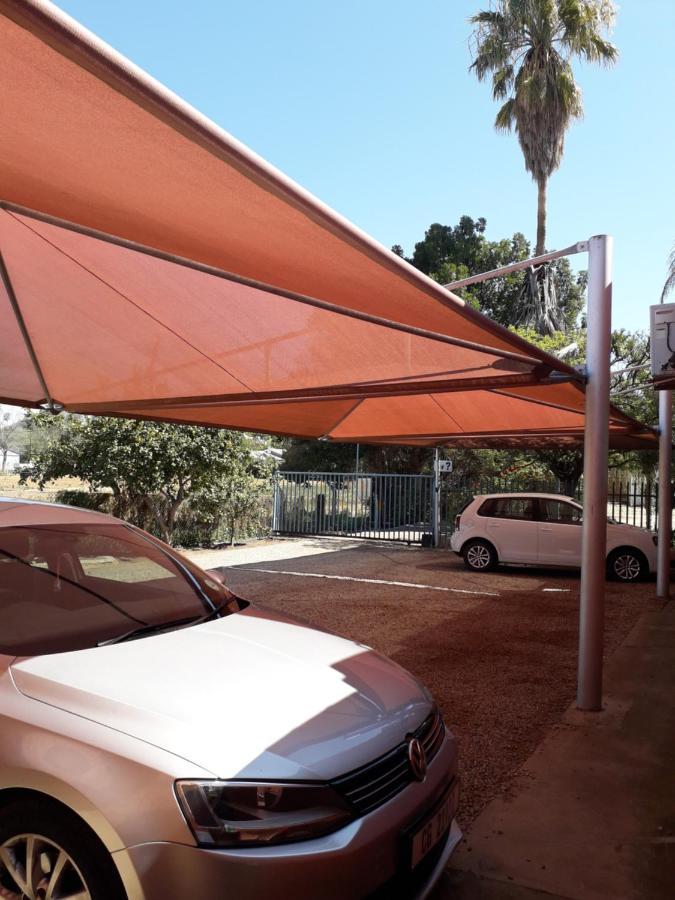 Culdesac Guesthouse Oudtshoorn Eksteriør billede