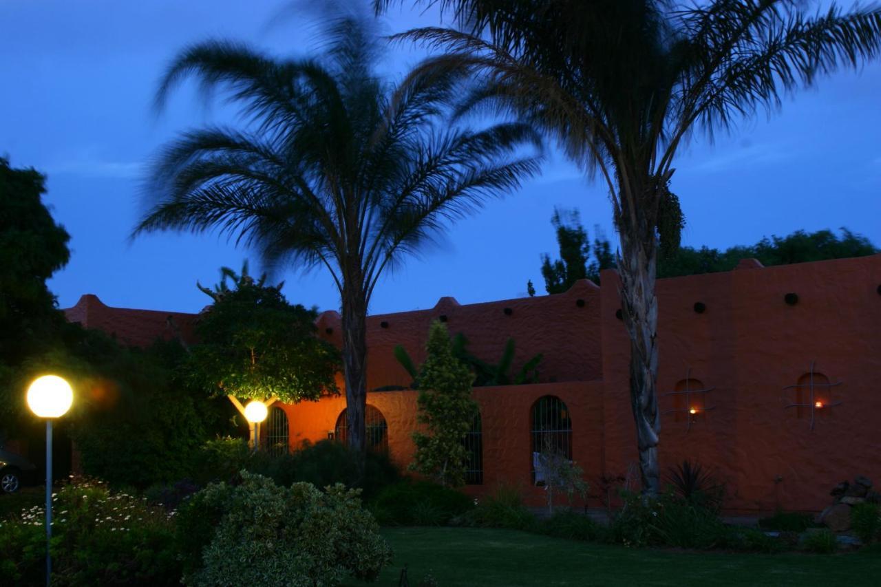 Culdesac Guesthouse Oudtshoorn Eksteriør billede